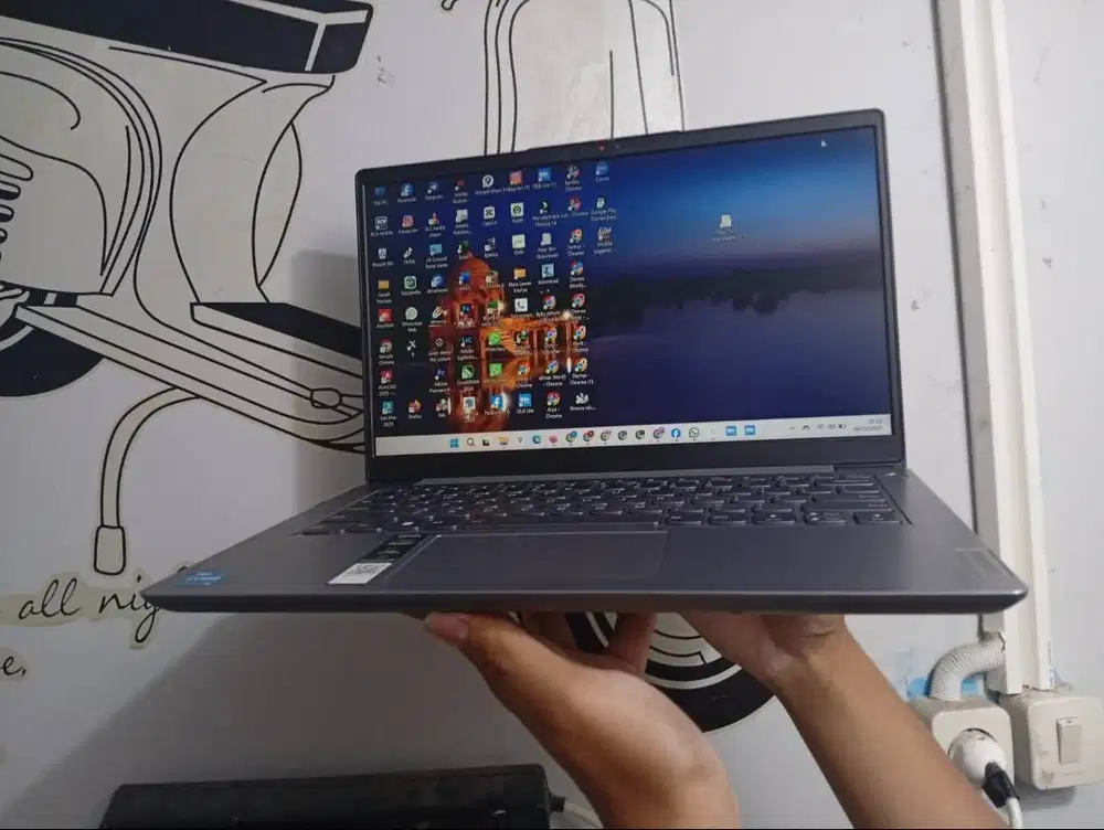 Laptop Lenovo IdeaPad Slim 3 core i3 Gen 12 garansi panjang sampai 2 t