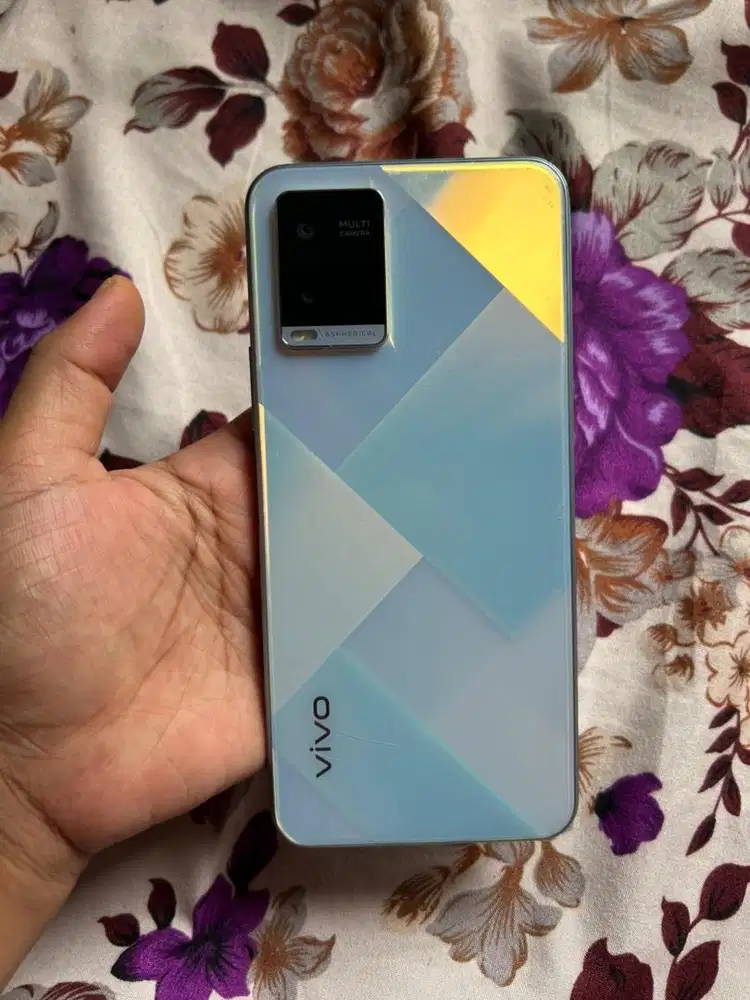 Vivo y21 4/64 gb