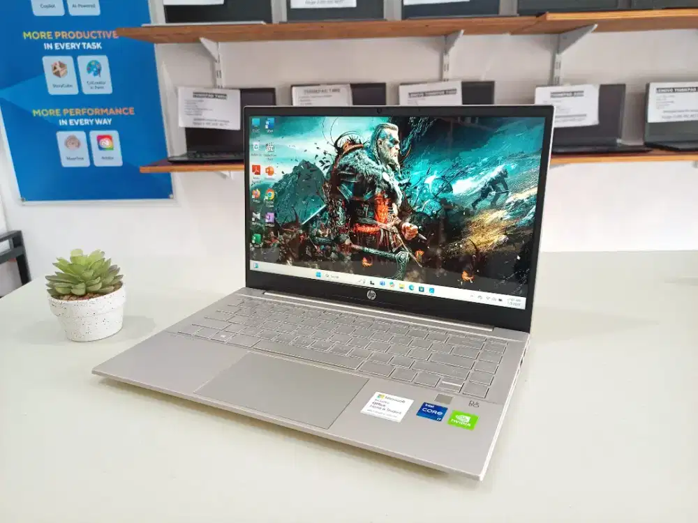 Laptop bekas Hp Pavilion 14 Core i7-Gen11 Ram 8 GB NVIDIA MX450