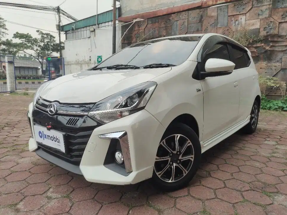 Daihatsu Ayla  1.2 R Bensin-MT 2021 Putih