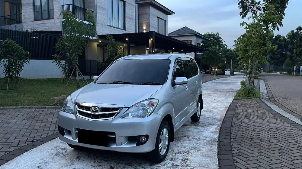 (CASH)(Low Km)DAIHATSU XENIA 1.3 Xi Deluxe + AT Matic 2011FullOriginal