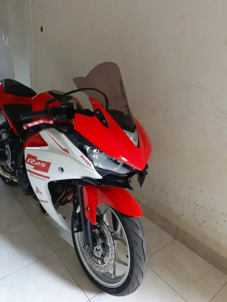 YAMAHA R25 TAHUN 2014