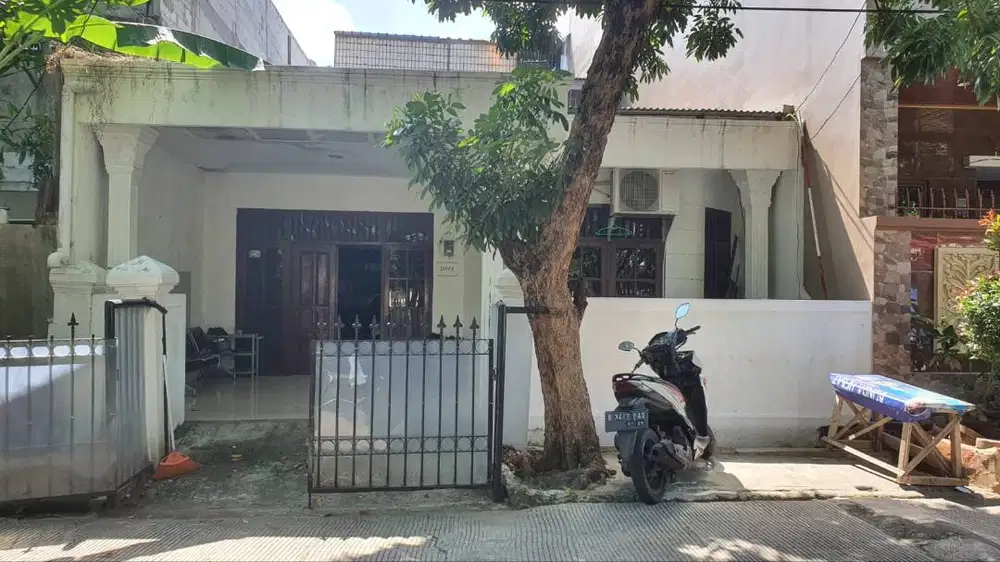 Dijual Rumah di Duren Sawit