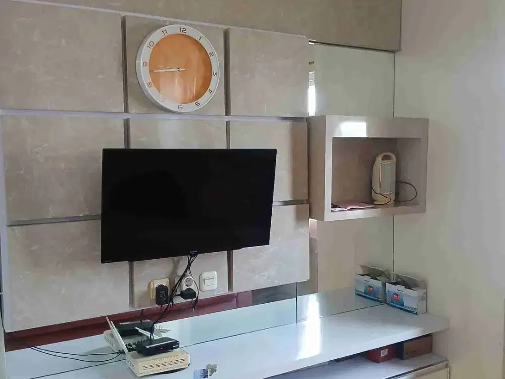Dijual Apartemen Green Pramuka City Tower Orchid 1BR Full Furnished, Siap Huni, View Kota, Lokasi Strategis di Jakarta Pusat