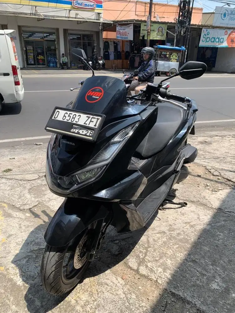 Honda Pcx 160 cbs thn 2023
