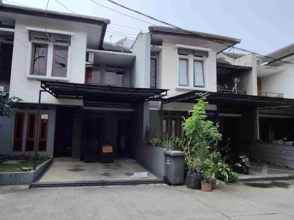 Dijual Rumah minimalis dalam komplek di Antapani