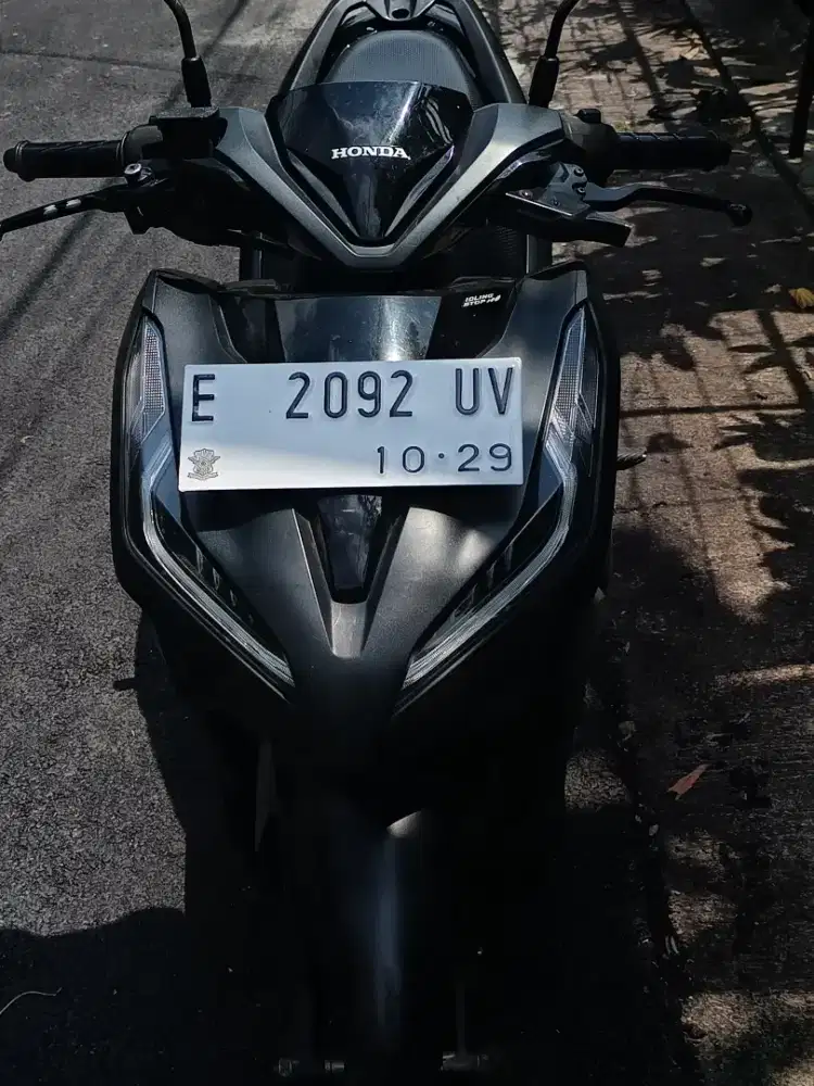 Vario 125  Hitam Dop ( Nego)