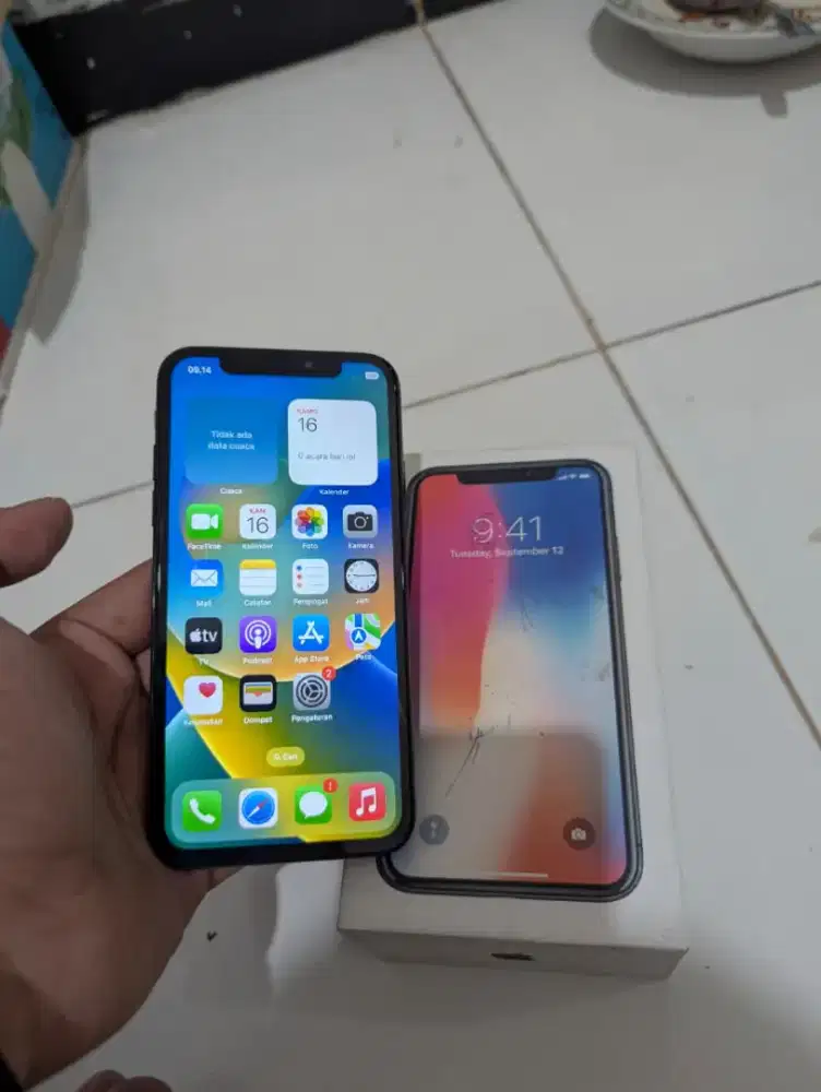iPhone X 64GB fullset