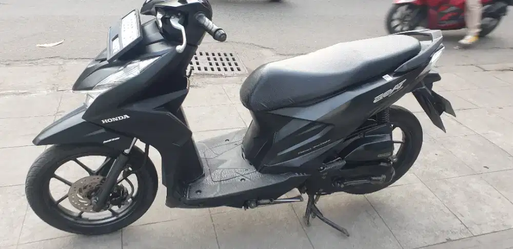 Beat Duluxe th 2022 istinewa km 26rb pjk 04-2026