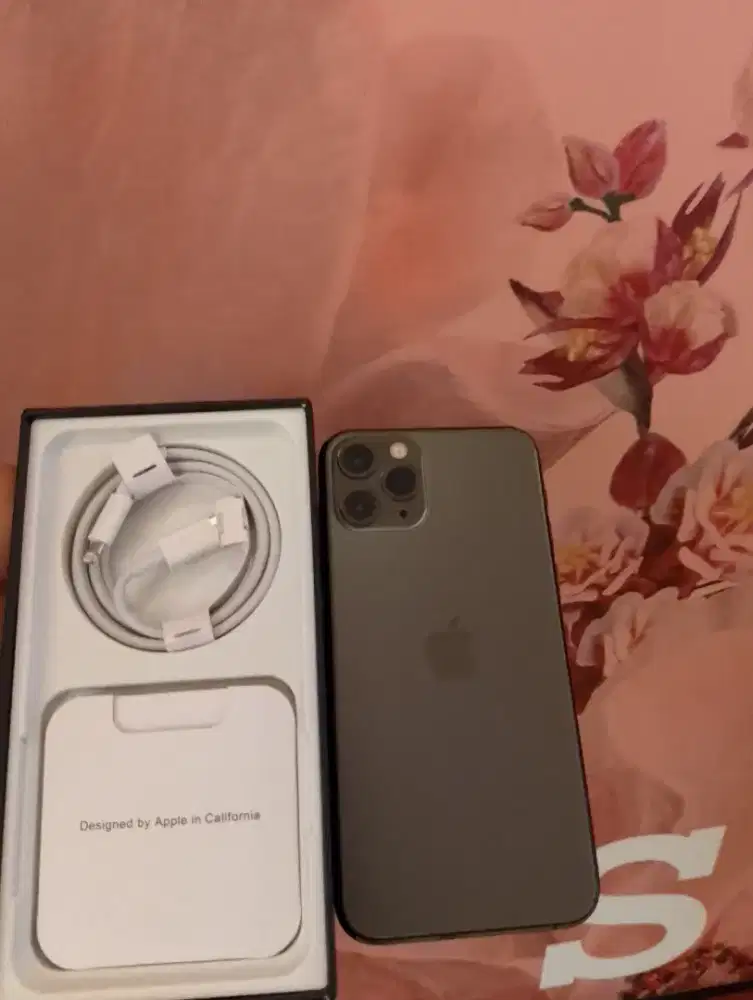 Iphone 11 pro 256gb tutor baruu