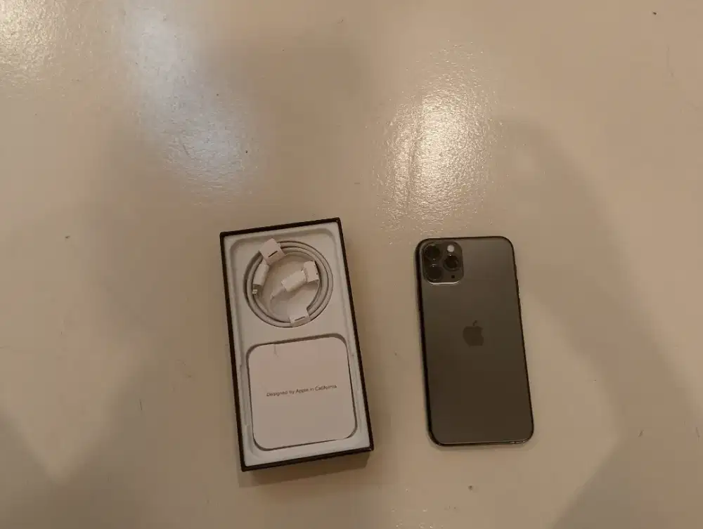 Iphone 11 pro 256gb sama aja baru semua