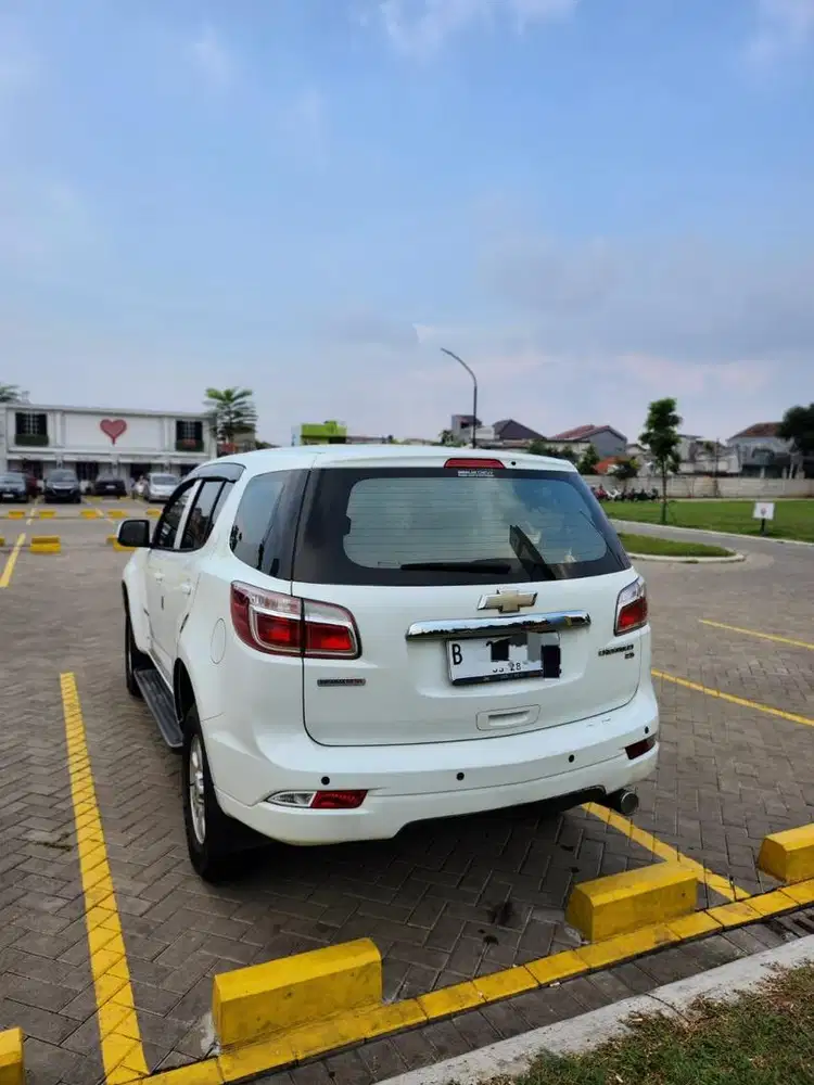 TERMURAH Chevrolet Trailblazer Diesel MT 2012 Bs Tuker Tmbh