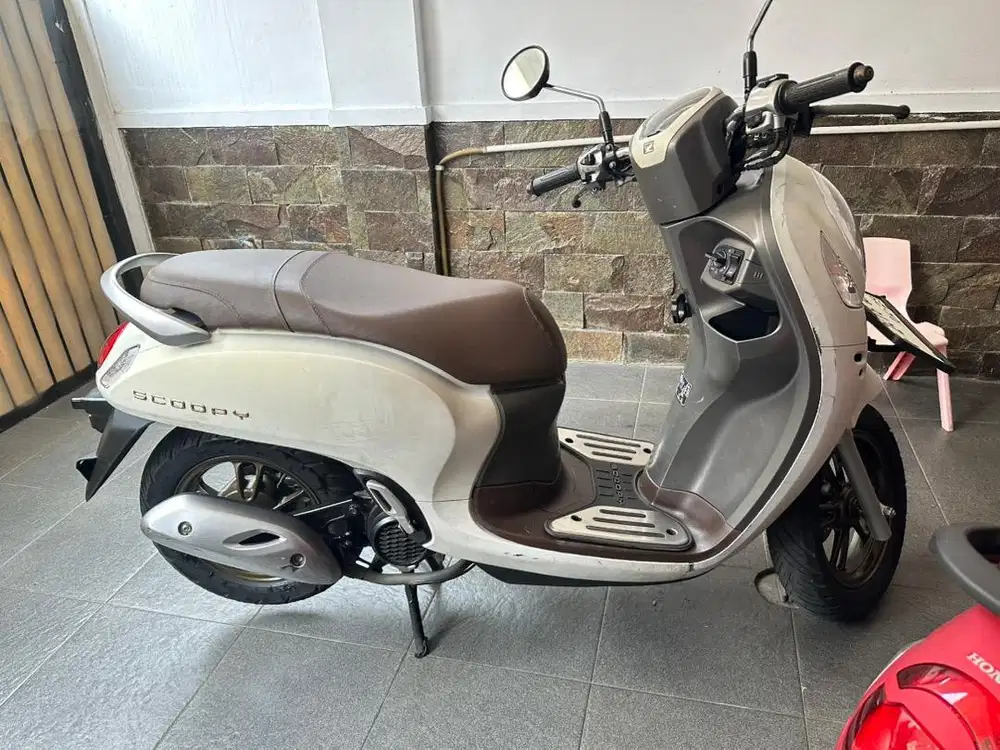 Scoopy prestige 2024