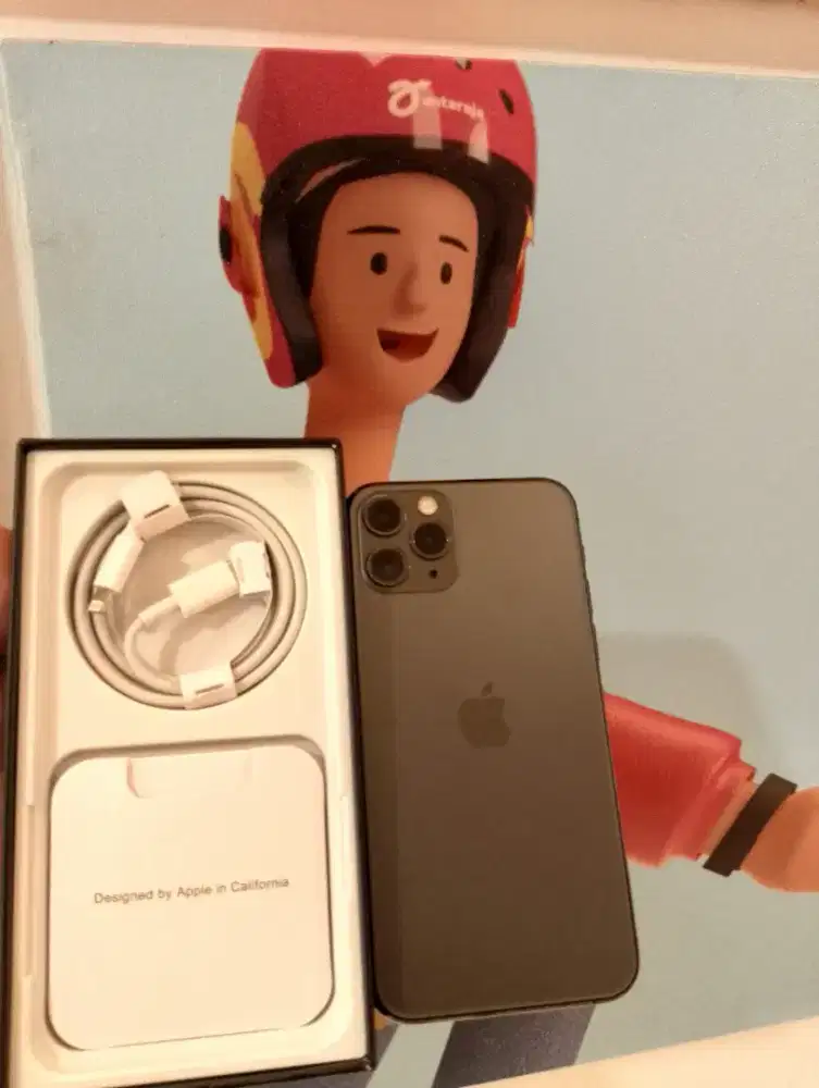 Iphone 11 pro 256gb mending masih baru