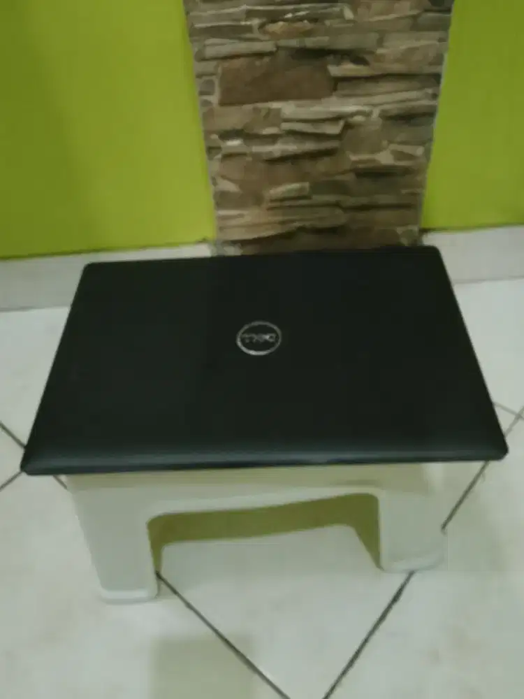 Laptop  core i5 Dell VOSTRO