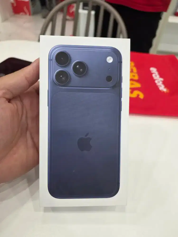 Iphone 17 promax 256 biru free casing ori iphone