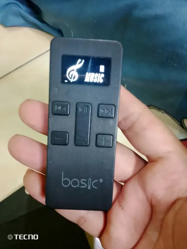 Basic MDX50 MP3 player
