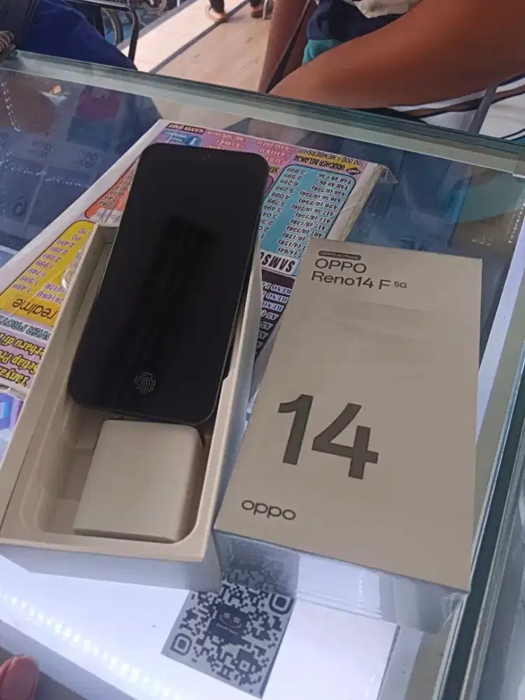 KREDIT HP OPPO RENO 14 F 5G PROMO BUNGA RINGAN + DP 0