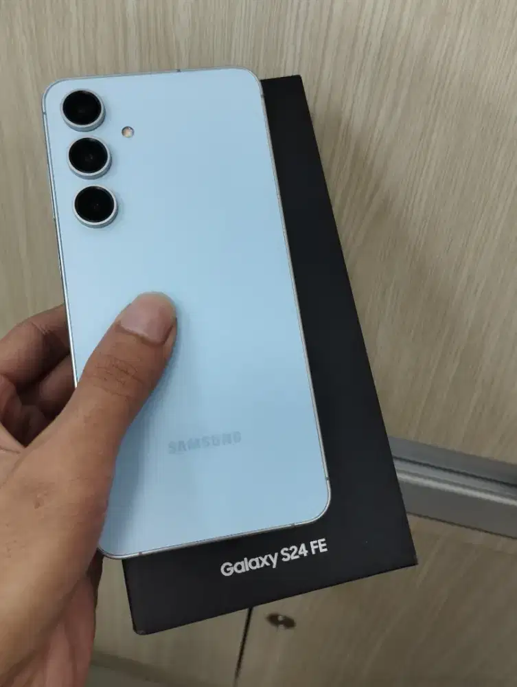 Samsung S24 FE 5G ram 8/128 resmi sein