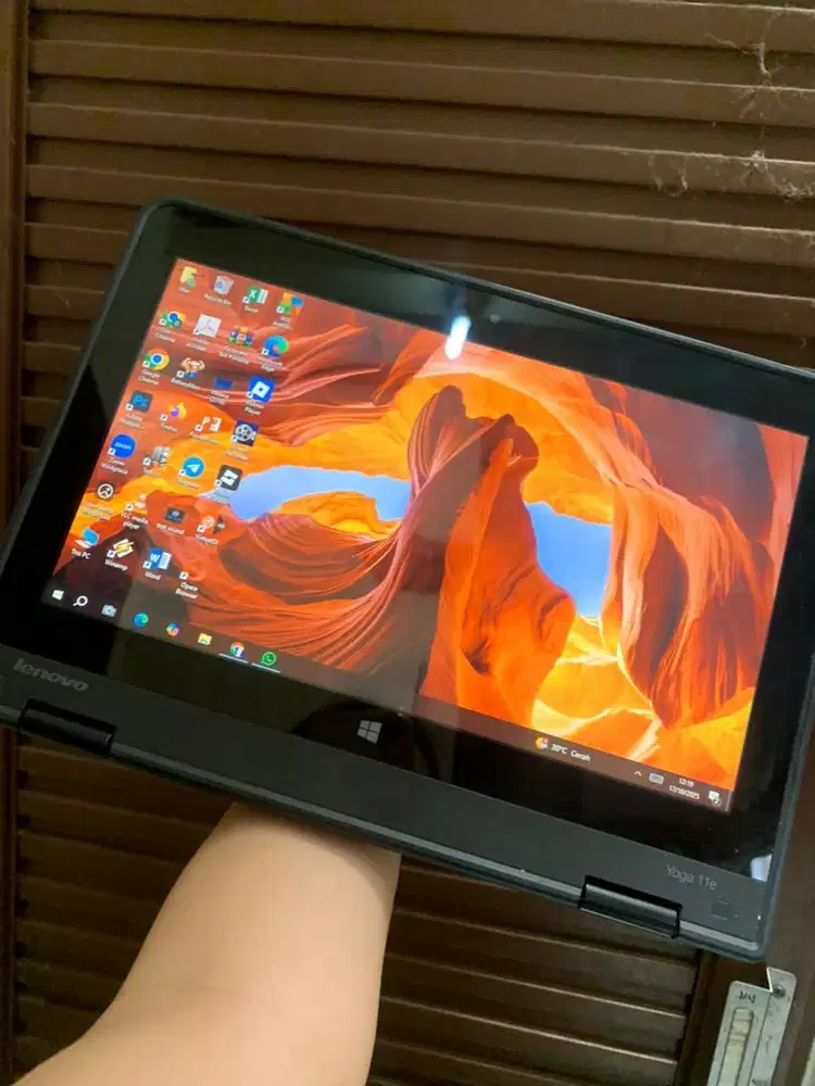 LAPTOP TOUCHSCREEN FLIP MURAH! LENOVO THINKPAD YOGA 11E RAM 4 MULUS