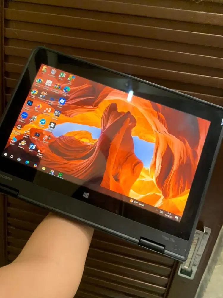 LAPTOP TOUCHSCREEN FLIP MURAH! LENOVO THINKPAD YOGA 11E RAM 4 MULUS