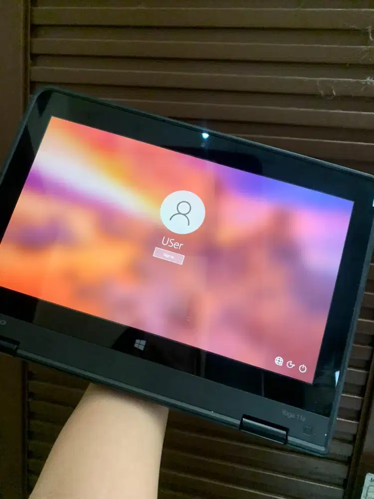 LAPTOP TOUCHSCREEN FLIP MURAH! LENOVO THINKPAD YOGA 11E RAM 4 MULUS