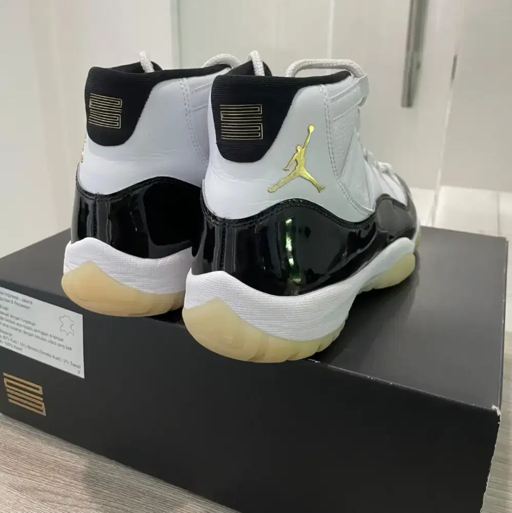 AIR JORDAN 11 RETRO GRATITUDE 100% AUTHENTIC