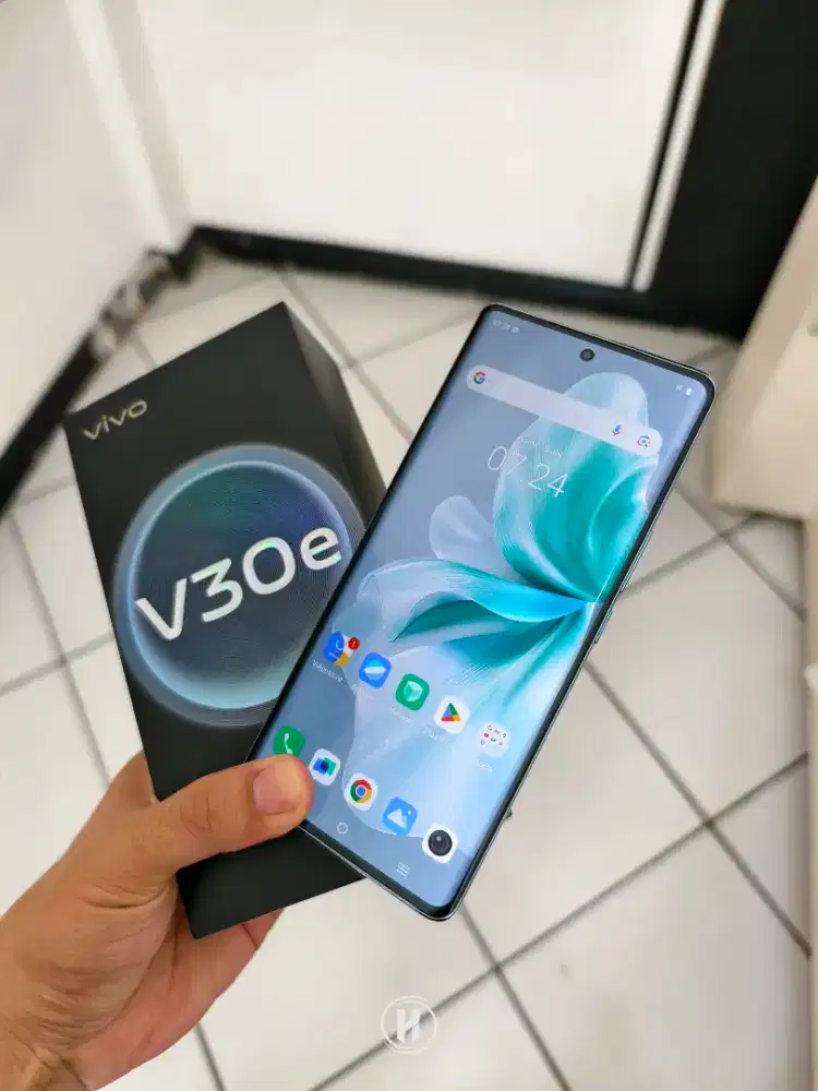 Vivo v30e 5G lengkap original bawaan istimewa