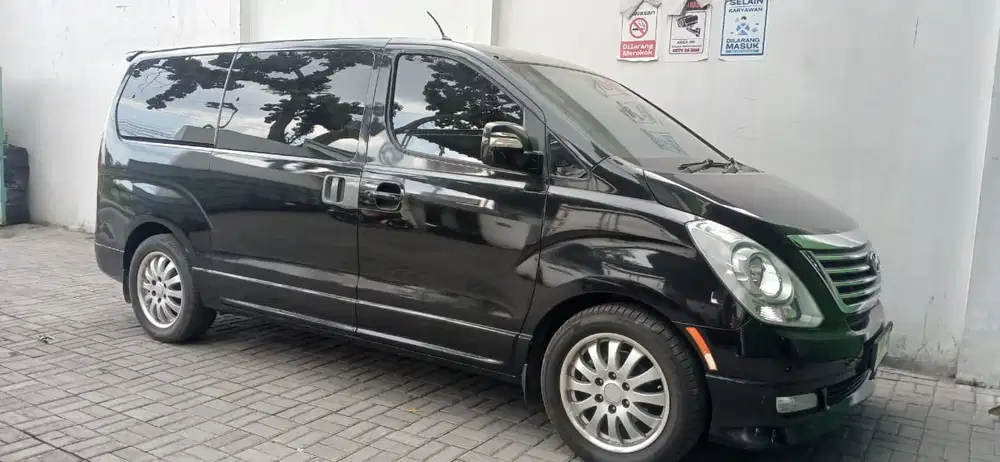 Hyundai H-1 2013 Bensin