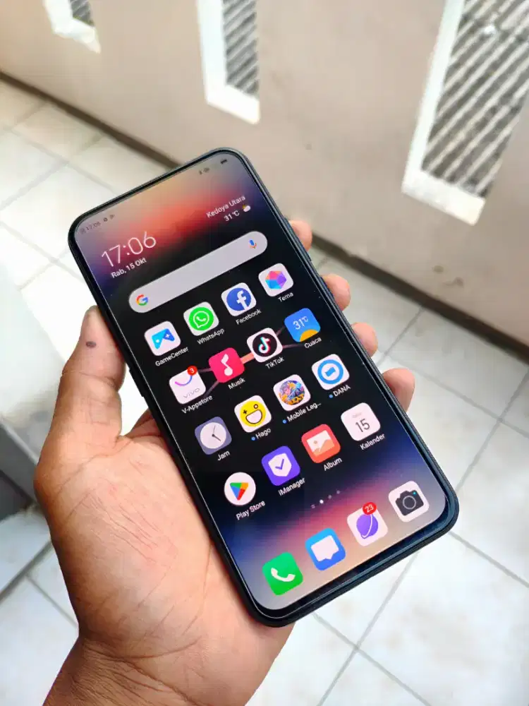 Vivo v17 pro 8/128gb amoled siap pakai