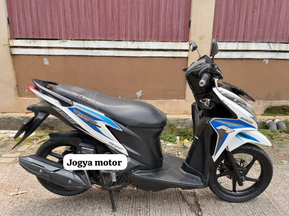 Honda Vario 125 techno tahun 2012  cash