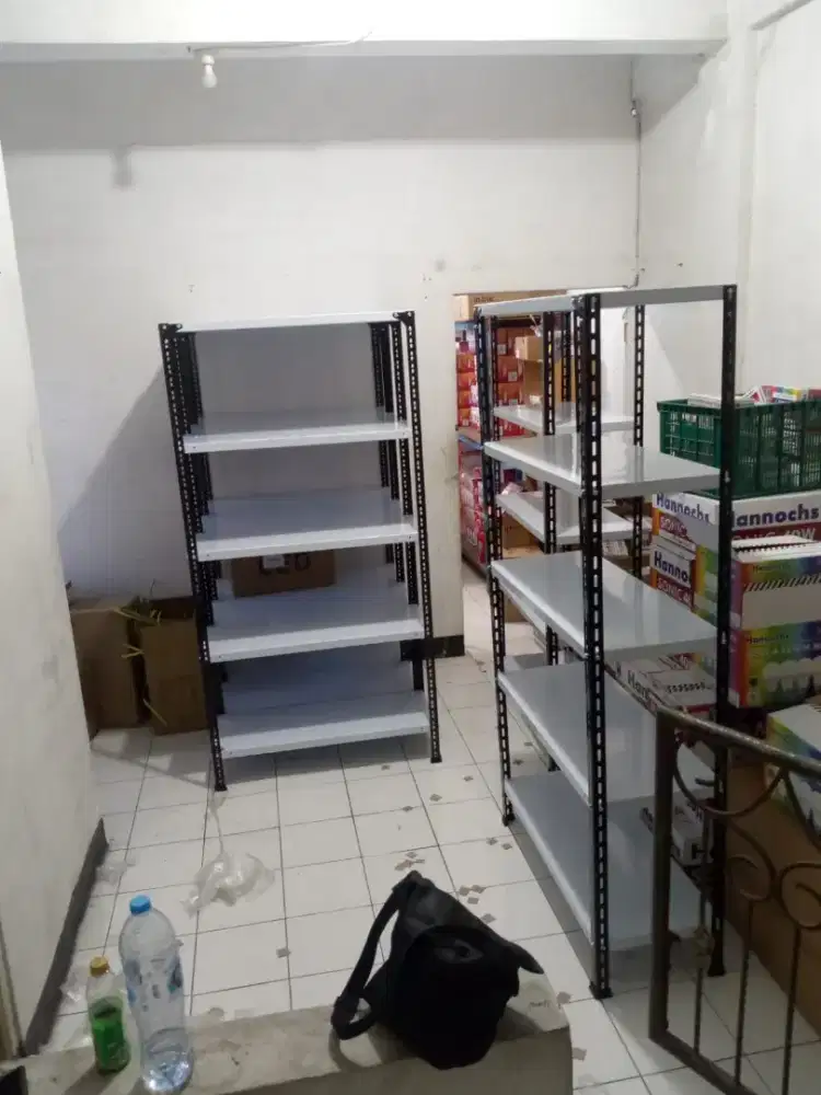 Rak besi rak gudang susun5