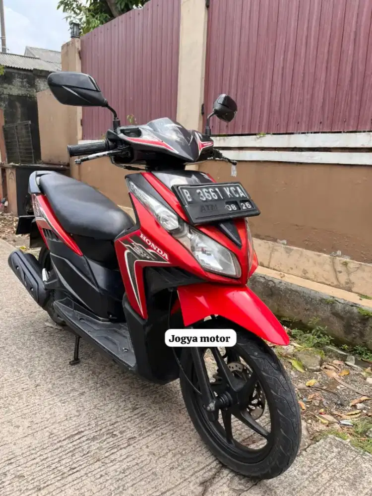 Honda Vario 110.tahun 2011 cash