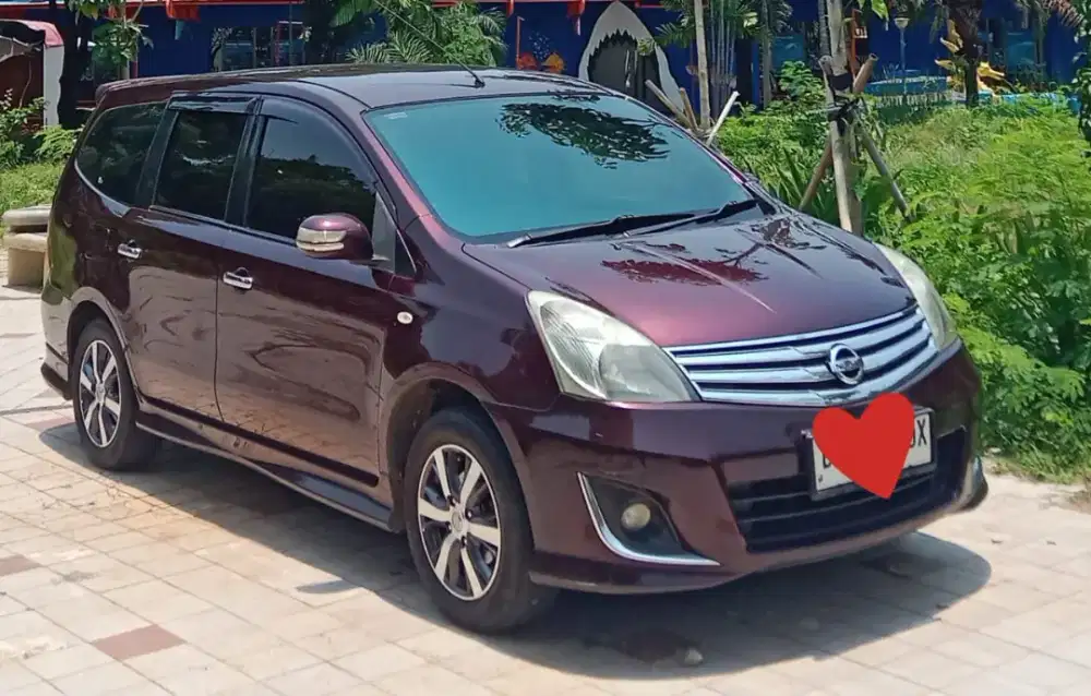 Nissan Grand Livina HWS 10th Anivsrsary 2012