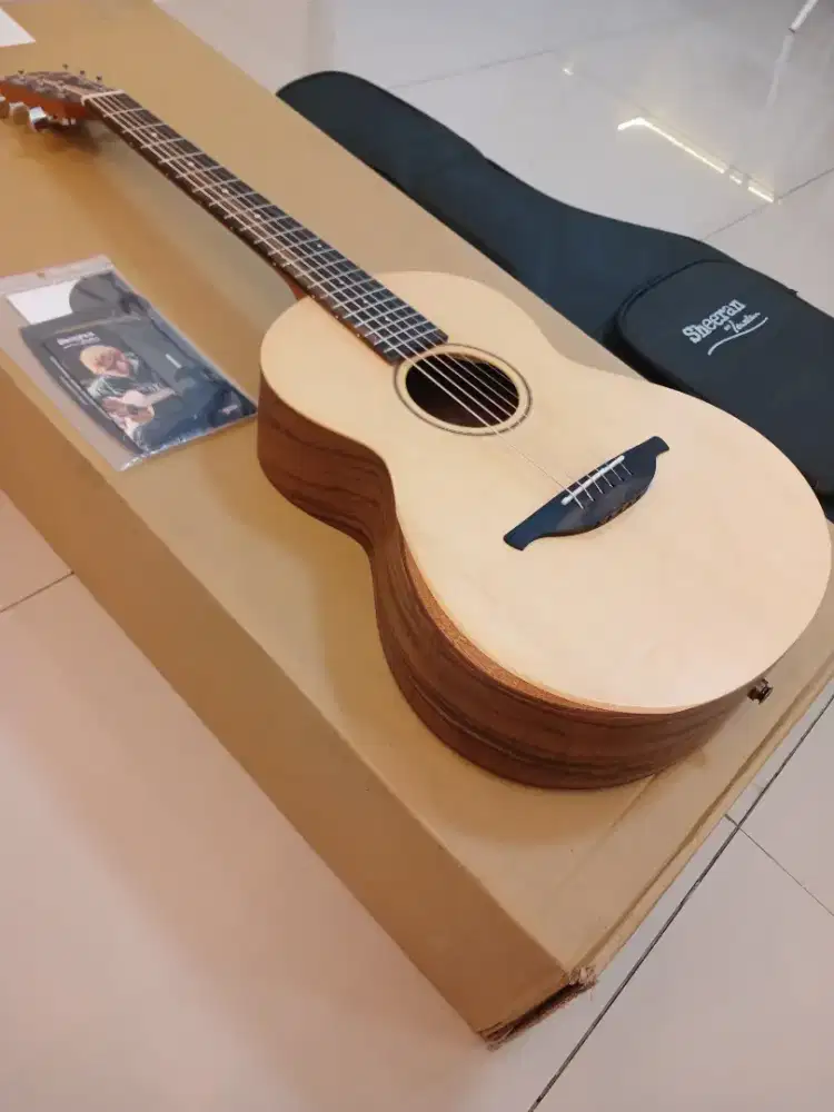 Ed Sheeran by lowden W-04 gitar akustik