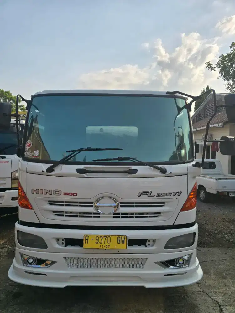 Truk Hino Lohan Tronton FL235JW Th'13 Kabin Sasis Ex Bak Tgn 1 Istw