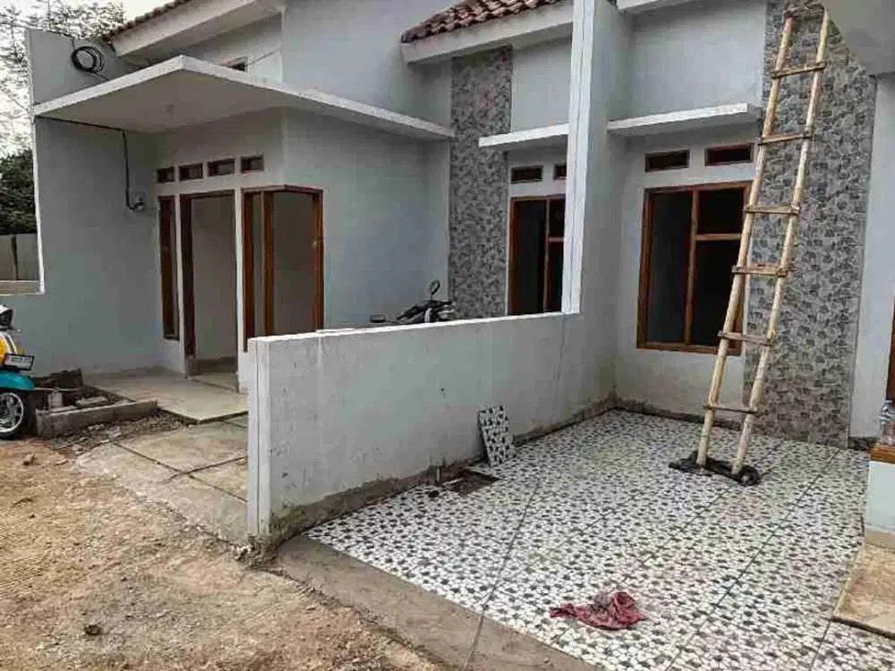 50 M ke Jl.Raya dekat Stasiun