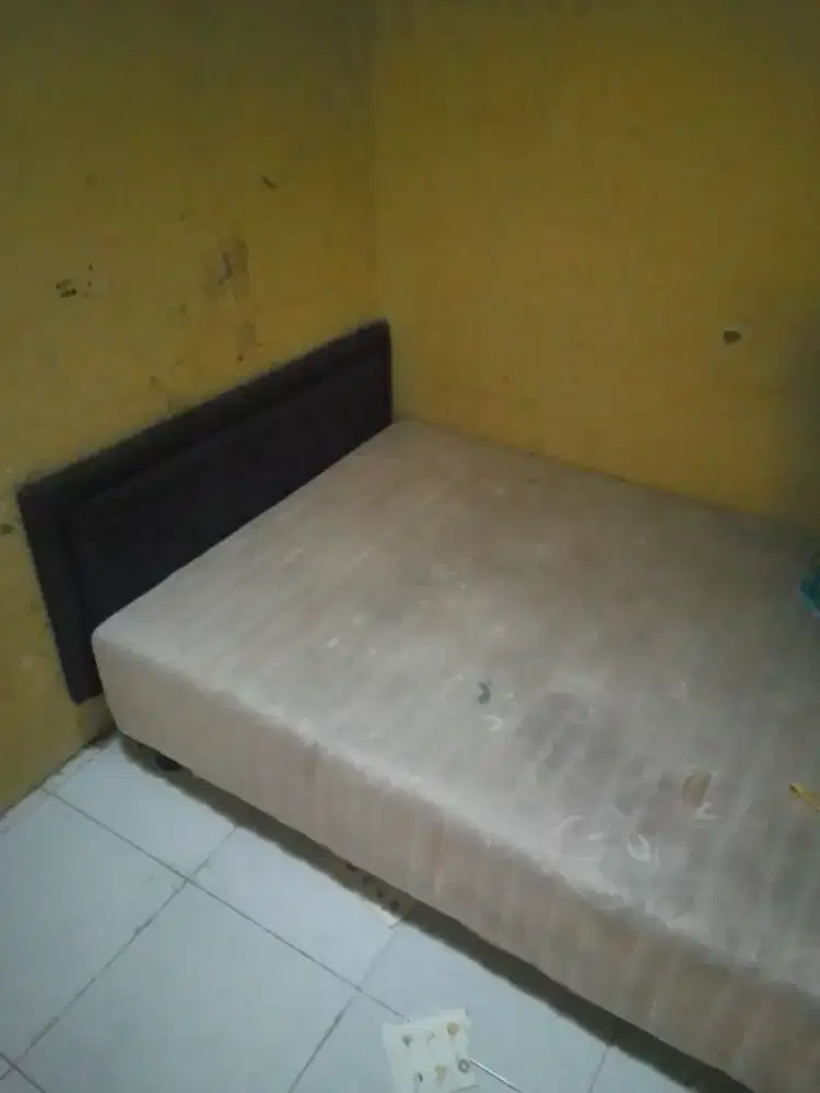 Springbed single uk 120x200cm sangat bagus utuh