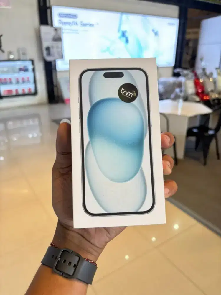 IPhone 15 cicilan DP 0 gratis 1 kali angsuran free adaptor