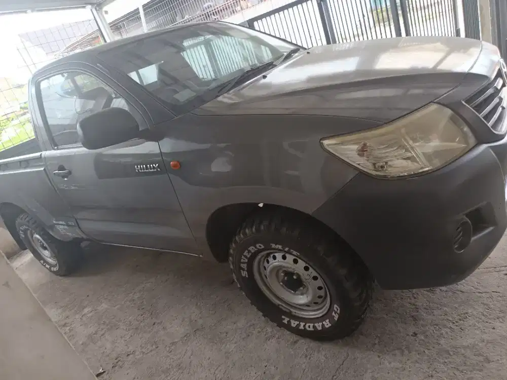Dijual HILUX Single Cabin 2012 KM 136.000