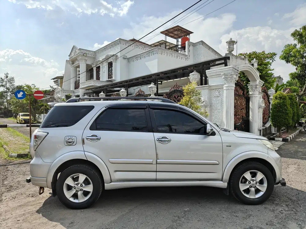 Toyota Rush G 2011 Manual