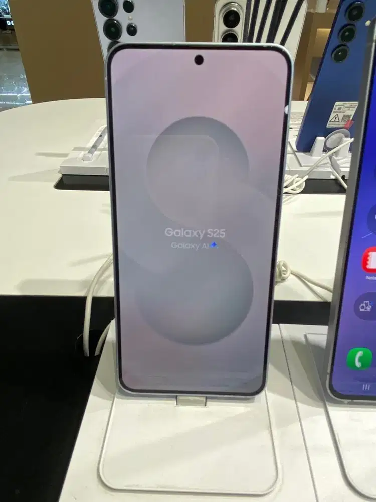 Samsung galaxy S25+