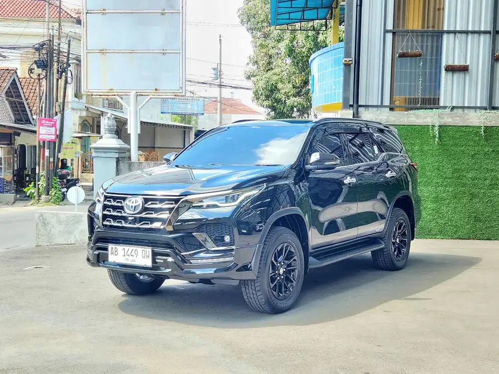 Fortuner GR 2.8 tahun 2023 matic tangan pertama