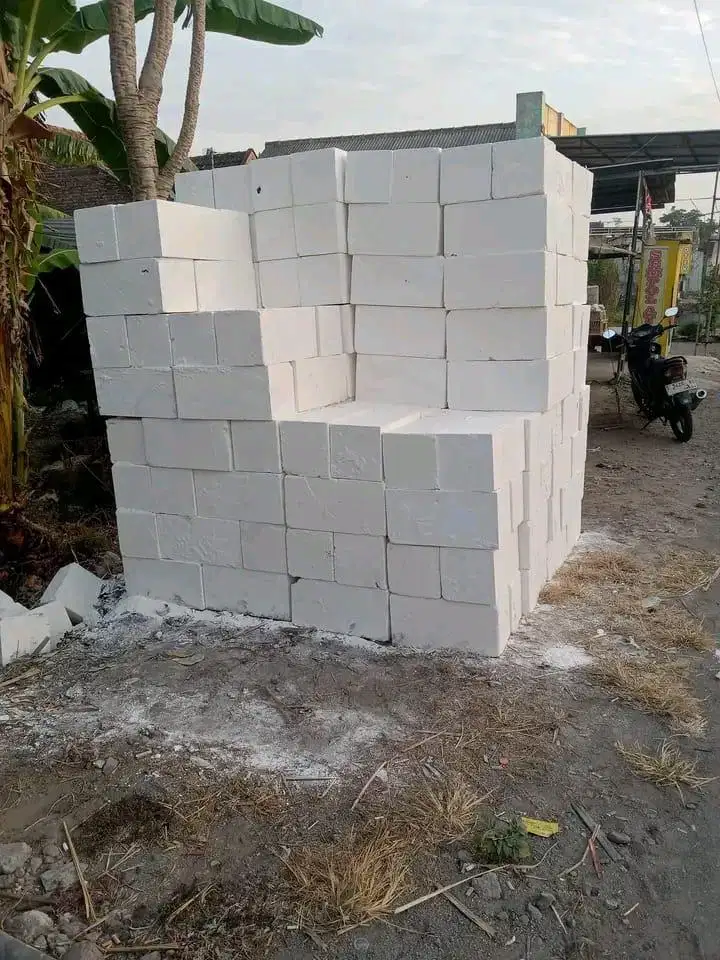 Batu kumbung super