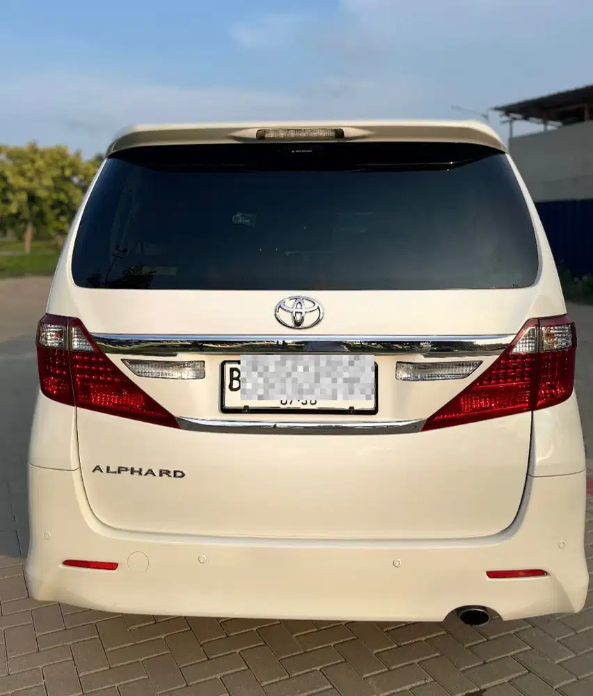 Toyota Alphard 2013 Bensin