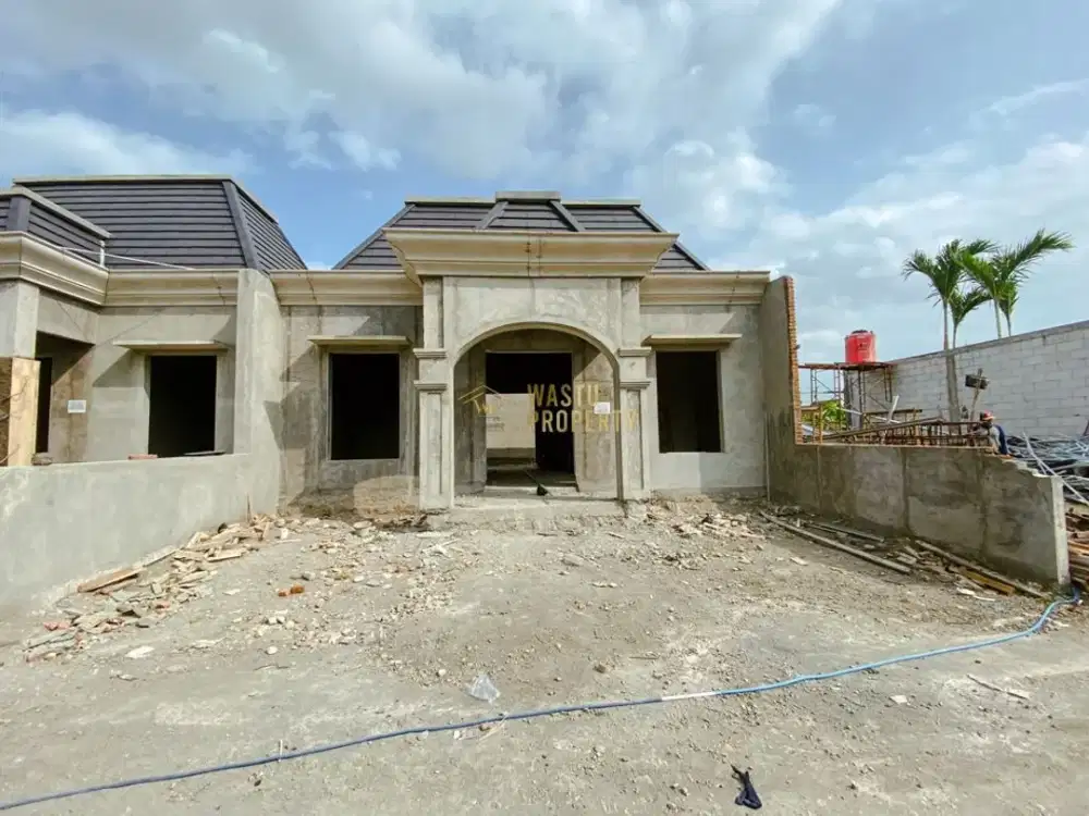 RUMAH MODERN, DALAM PERUMAHAN DEKAT JALAN JOGJA SOLO, DI KALASAN, SLEMAN