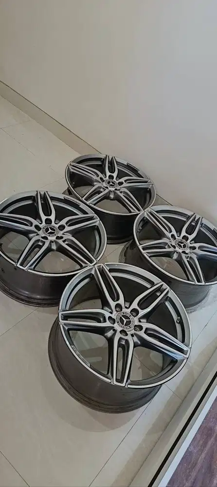 Di jual velg Ring19 Original AMG Mercedes Benz
