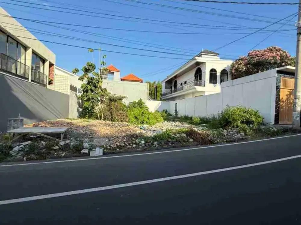 Jual Tamah Luas 200m2/ 2are Lokasi Jl Utama Dharmawangsa Kampial Nusa dua area Strategis Investasi