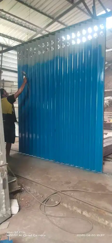 pintu harmonika