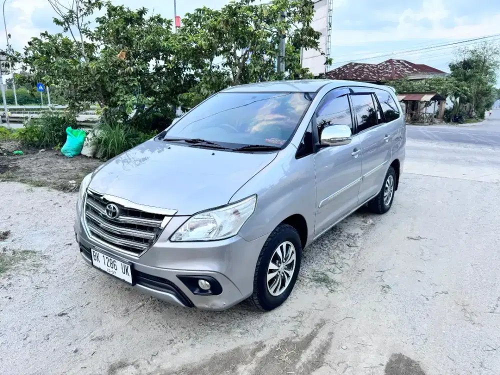 Innova Bensin 2015